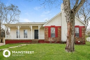 613 Summertime Ct in Nashville, TN - Building Photo