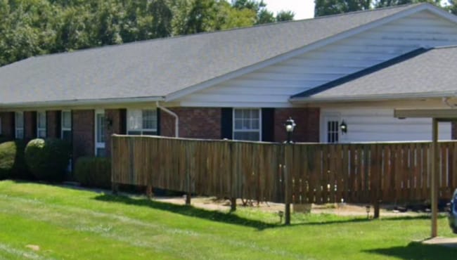 13 E Cresthill Dr in Terre Haute, IN - Building Photo - Building Photo
