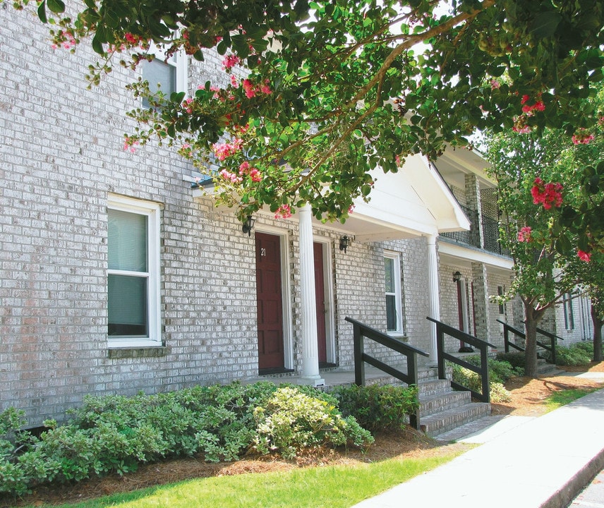 River's Edge in North Charleston, SC - Building Photo