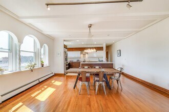 6701 JFK Blvd E in West New York, NJ - Building Photo - Building Photo