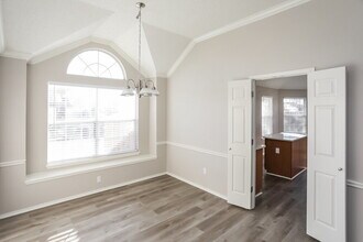 532 Saddle Head Dr in Desoto, TX - Foto de edificio - Building Photo