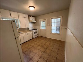 6608 Wild St in Austin, TX - Building Photo - Building Photo