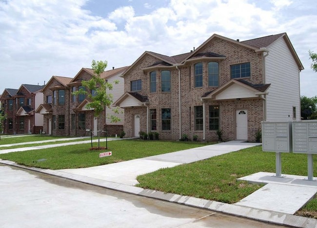 Champions Valley Townhomes in Houston, TX - Building Photo - Building Photo