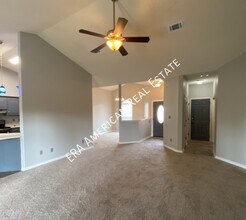 2621 Barefoot Creek Cir in Navarre, FL - Building Photo - Building Photo