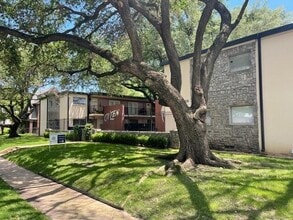 4206 Hawthorne Ave in Dallas, TX - Building Photo - Building Photo