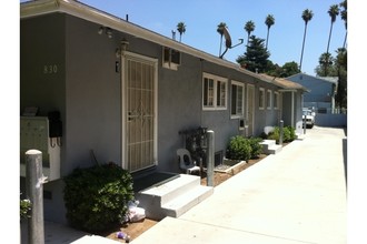 830 N Euclid Ave in Pasadena, CA - Building Photo - Building Photo