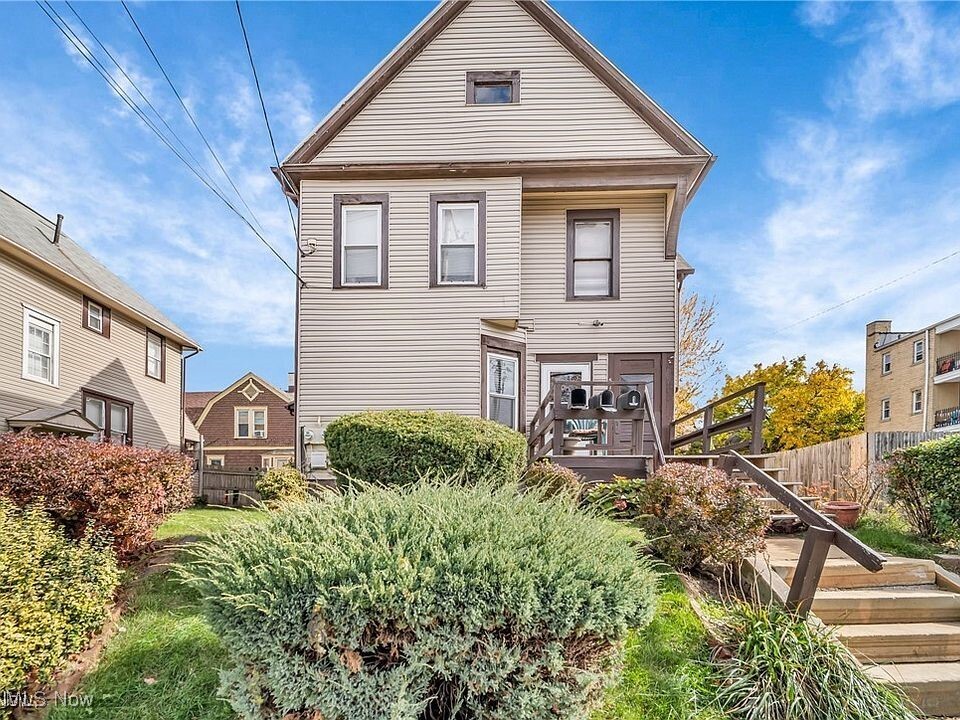 512 Shorb Ave NW in Canton, OH - Building Photo