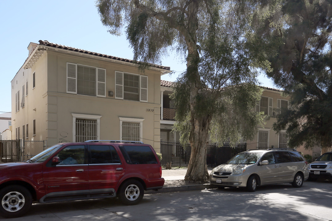 1810 Westmoreland Ave in Los Angeles, CA - Building Photo