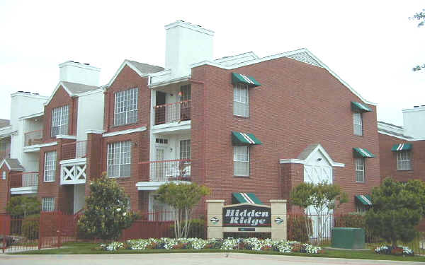 Hidden Ridge Apartments in Dallas, TX - Foto de edificio - Building Photo