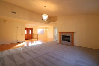 1345 Craig Dr in Lompoc, CA - Building Photo - Building Photo