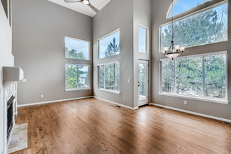 1323 West Spotted Owl Way in Littleton, CO - Building Photo - Building Photo