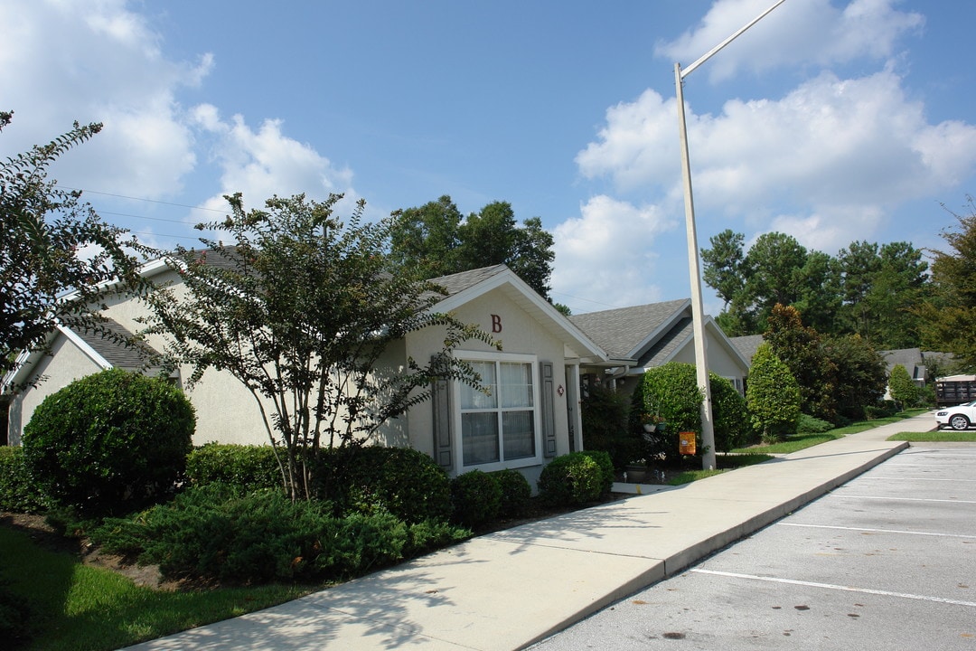 Pinewood Terrace Apartments in Gainesville, FL - Building Photo