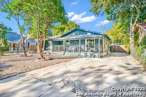 767 E Myrtle St in San Antonio, TX - Building Photo - Building Photo