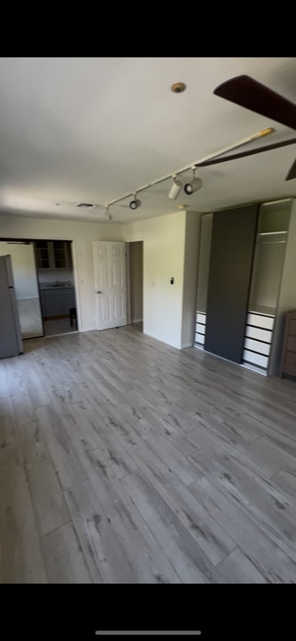 21611 Wahoo Trl, Unit Second floor in Chatsworth, CA - Foto de edificio
