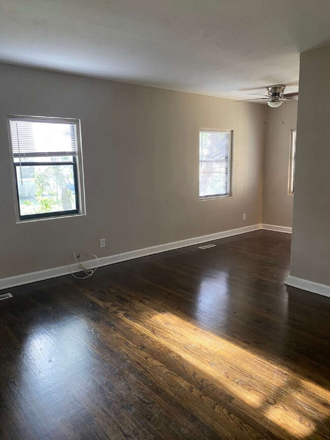 property at 407 Ave A SE