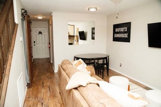 604 White Mountain Dr in Ruidoso, NM - Building Photo - Building Photo