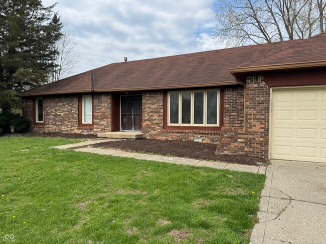 488 Orchardview Dr in Greenwood, IN - Building Photo - Building Photo