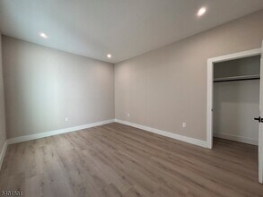 136 Elm St-Unit -101 in Newark, NJ - Building Photo - Building Photo