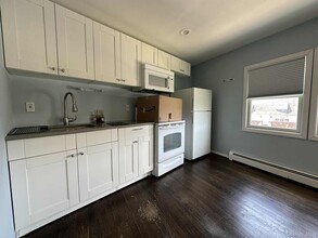 287 Peters Ave in East Meadow, NY - Building Photo - Building Photo