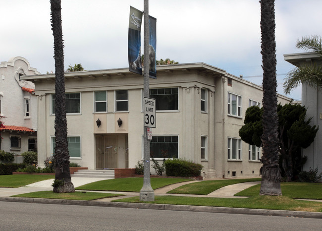 1509 E Ocean Blvd in Long Beach, CA - Foto de edificio - Building Photo