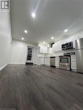 31 Sofitel Dr in Kitchener, ON - Building Photo - Building Photo