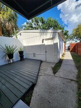 107 S Lauber Way in Tampa, FL - Building Photo - Building Photo