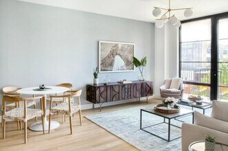 264 Webster Ave in Brooklyn, NY - Building Photo - Building Photo