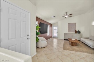 11076 Zampino St in Las Vegas, NV - Building Photo - Building Photo