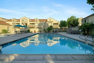 The Barkley in Anaheim, CA - Building Photo