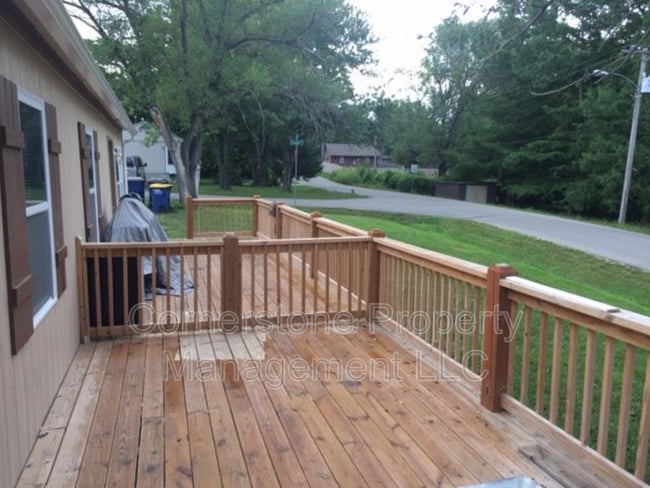 34040 W 84th St in De Soto, KS - Building Photo - Building Photo