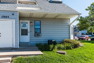 17003 E Tennessee Dr, Unit 104 in Aurora, CO - Building Photo - Building Photo
