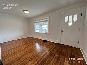 934 Curry Ave in Windsor, ON - Building Photo - Building Photo