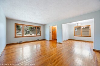 815 N Ellsworth St in Naperville, IL - Building Photo - Building Photo