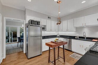 678 Timber Ln in Nashville, TN - Building Photo - Building Photo