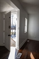 175 Gillette Ave, Unit 2 in Louisville, KY - Building Photo