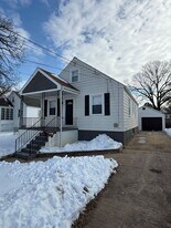 511 Riverside Rd in Essex, MD - Building Photo