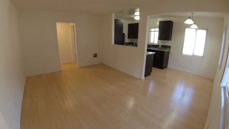 924 Hancock Ave in West Hollywood, CA - Foto de edificio