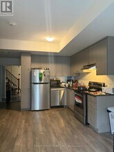 2789 Eglinton Ave E in Toronto, ON - Building Photo - Building Photo