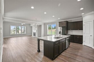 3052 Louella Creek Trace in Suwanee, GA - Foto de edificio - Building Photo