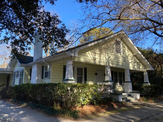 914 Bonham Ave