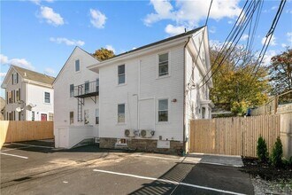 131 Broadway in Newport, RI - Building Photo - Building Photo