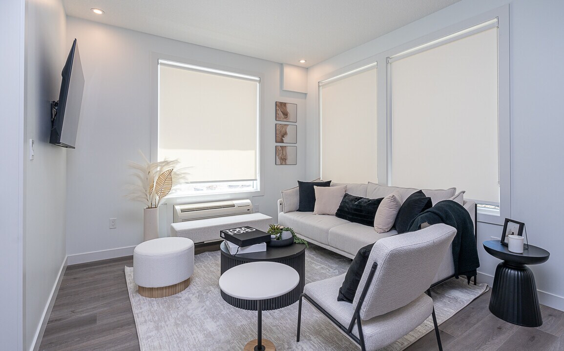 Urban Flats in Edmonton, AB - Building Photo