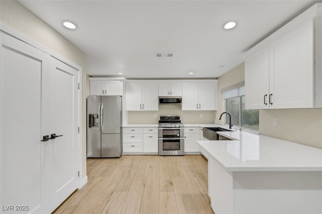 property at 5504 Tincup Dr