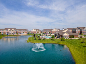 Flats at 146 in Noblesville, IN - Foto de edificio - Building Photo