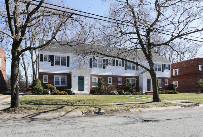 202-204 Jackson Ave in Schenectady, NY - Building Photo - Building Photo