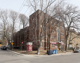 Victoria Gardens in Toronto, ON - Building Photo - Building Photo