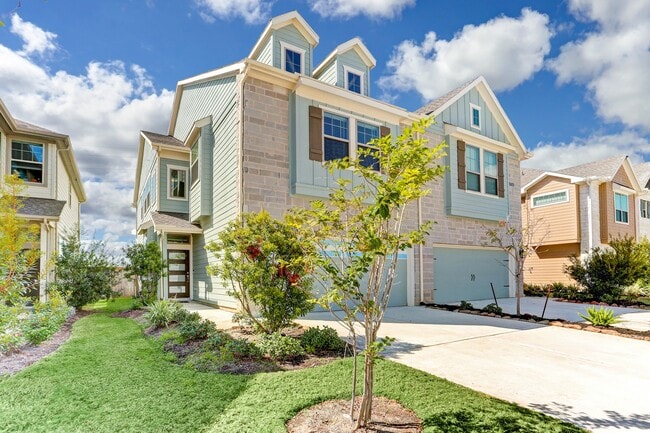 property at 2527 Terrace Point Dr