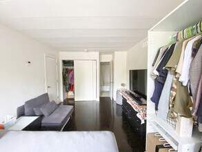 345 Harvard St in Cambridge, MA - Building Photo - Building Photo