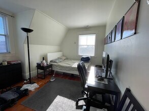81 College Ave in Somerville, MA - Foto de edificio - Building Photo