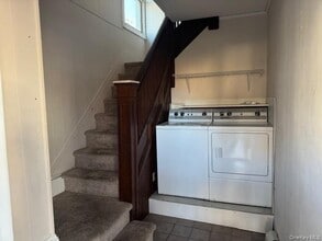 17 A Wheeler Ave in Warwick, NY - Building Photo - Building Photo